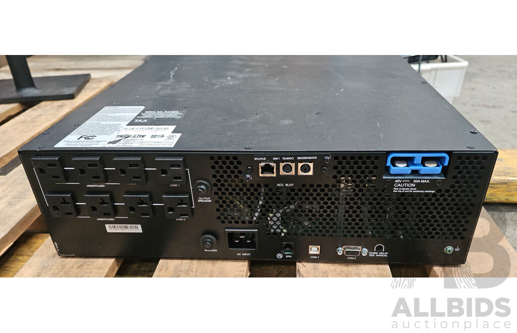 Eaton Tripp Lite (SM2200RMDVTAA) 3RU 120V UPS System