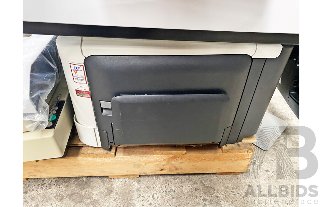 Pallet Lot of Assorted Printers/Monitors