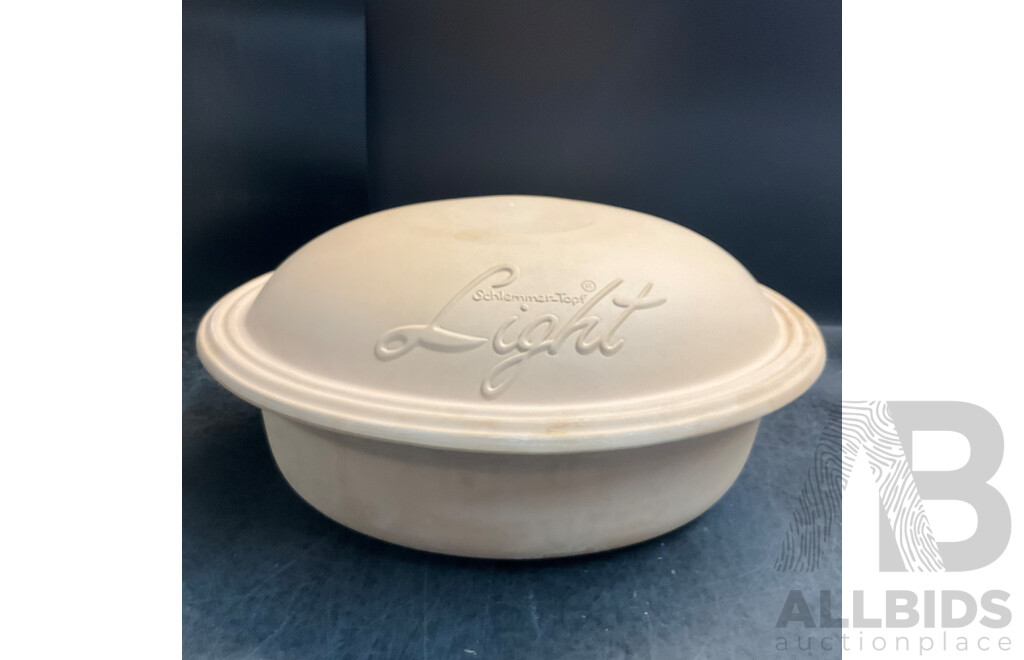 Vintage SCHLEMMER-TOPF Clay Baker Pot