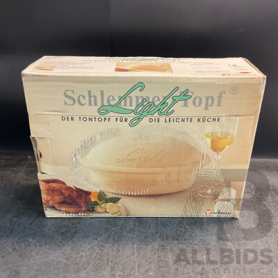 Vintage SCHLEMMER-TOPF Clay Baker Pot