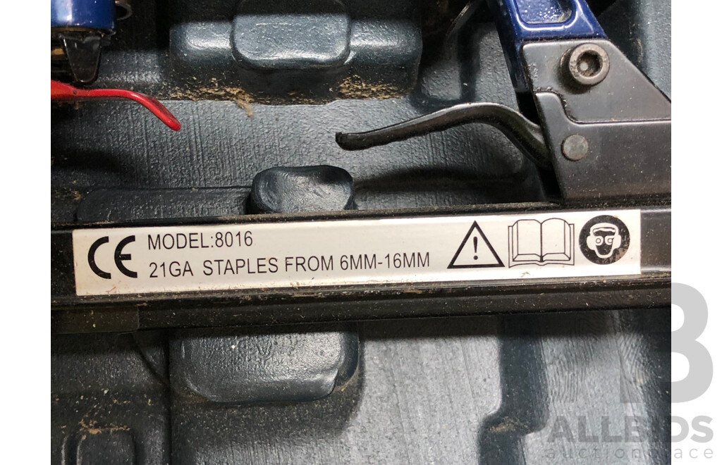 Project Air Pneumatic Nail Gun and Staple Gun Set