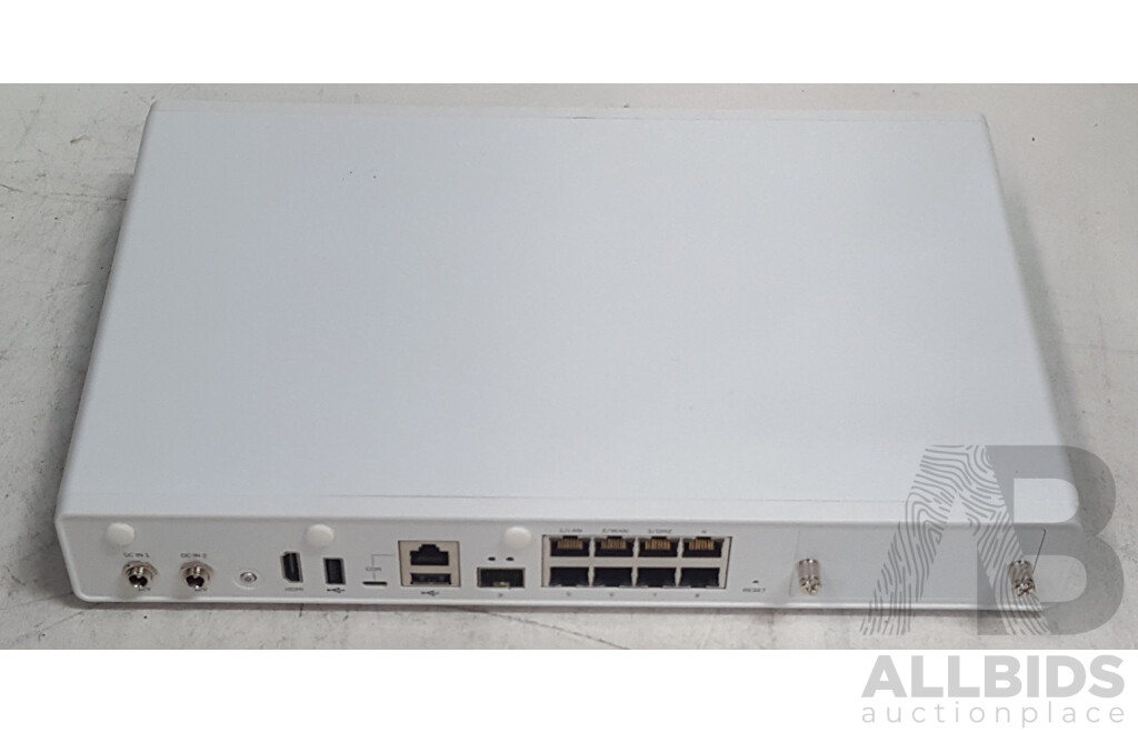 Sophos XG-135 Network Security/Firewall Appliance w/ Power Supply