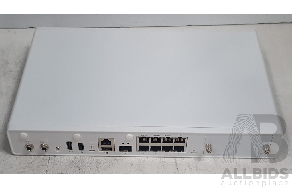 Sophos XG-135 Network Security/Firewall Appliance w/ Power Supply