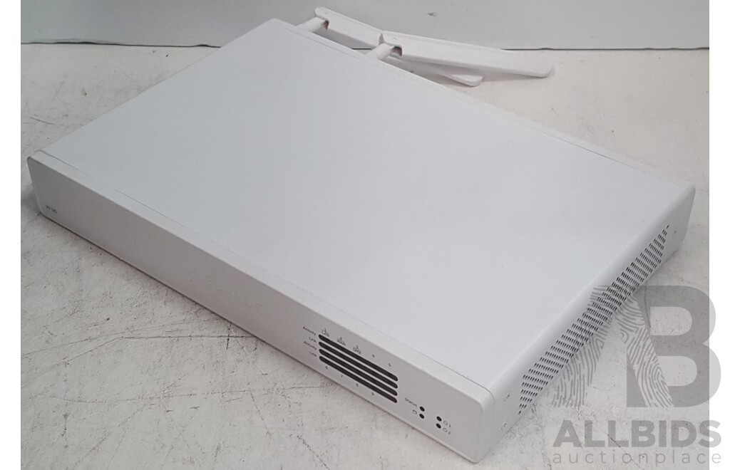 Sophos XG-125 Network Security/Firewall Appliance w/ Power Supply