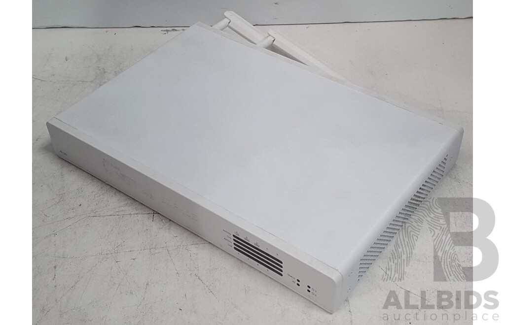 Sophos XG-125 Network Security/Firewall Appliance w/ Power Supply