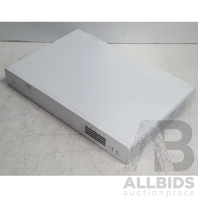 Sophos XG-135 Network Security/Firewall Appliance w/ Power Supply