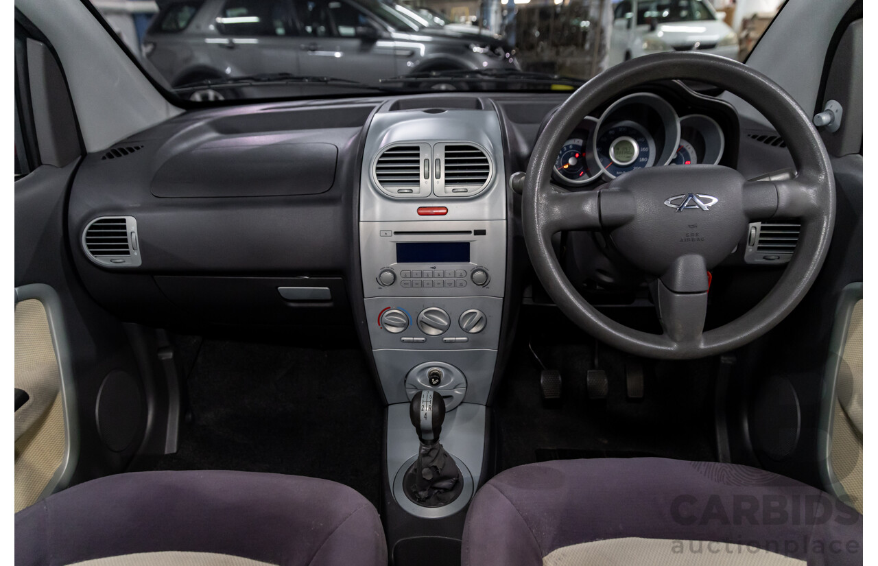 9/2013 Chery J1 S2X 5d Hatchback Sunpin Red Metallic 1.3L
