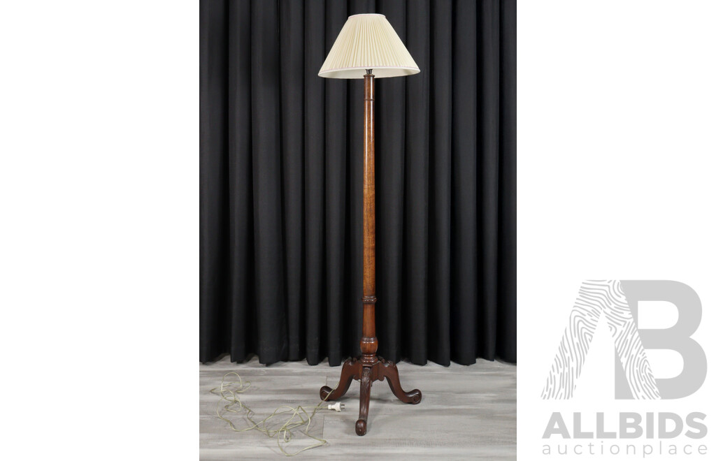 Vintage Turned Oak Floor Lamp