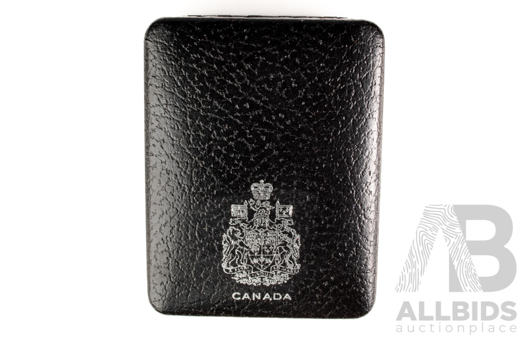 Canada 1973 QE2 Silver One Dollar Coin, 100th Anniversary of the Royal Canadian Mounted Police  .500