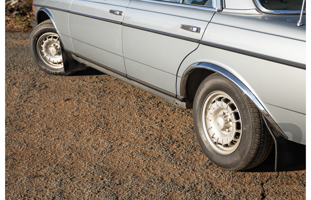 02/1984 Mercedes Benz 230E W123 4d Sedan Grey 2.3L