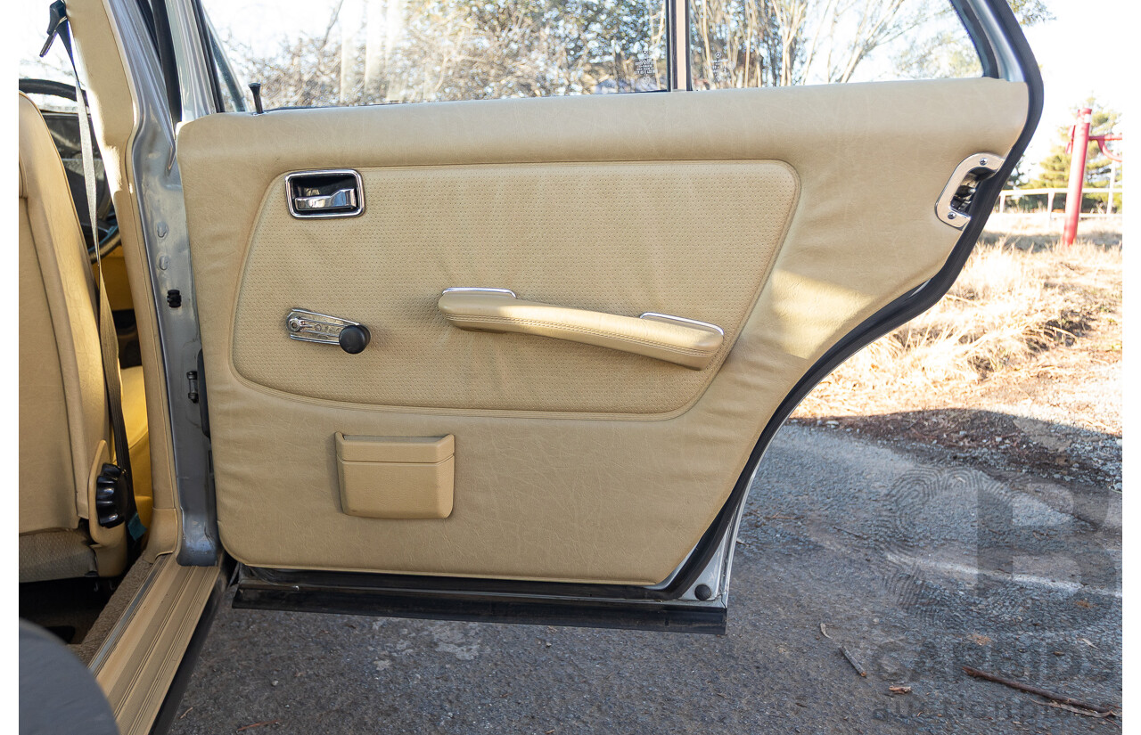 02/1984 Mercedes Benz 230E W123 4d Sedan Grey 2.3L