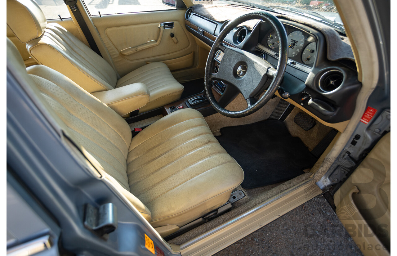 02/1984 Mercedes Benz 230E W123 4d Sedan Grey 2.3L