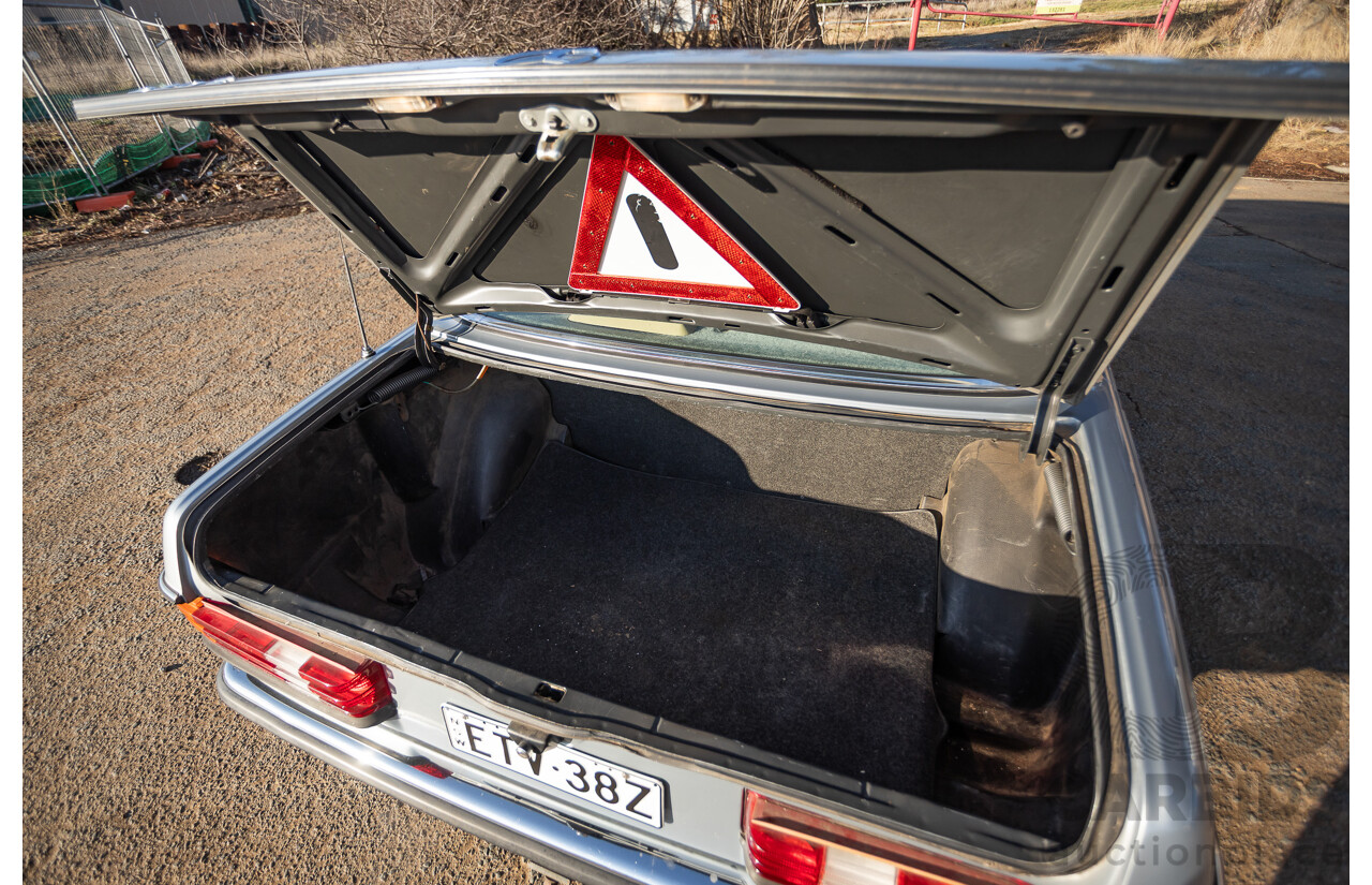 02/1984 Mercedes Benz 230E W123 4d Sedan Grey 2.3L