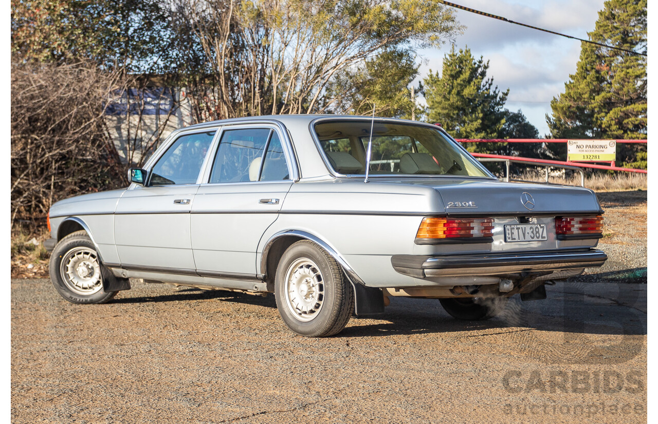 02/1984 Mercedes Benz 230E W123 4d Sedan Grey 2.3L