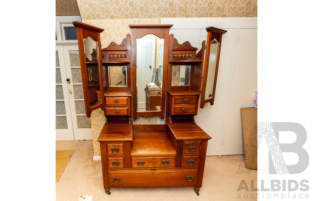Edwardian Maple Mirrored Back Dresser