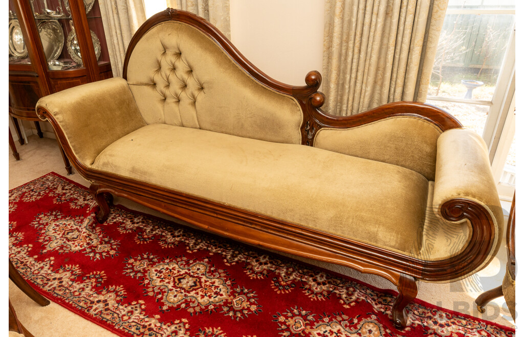 Victorian Mahogany Chaise Lounge