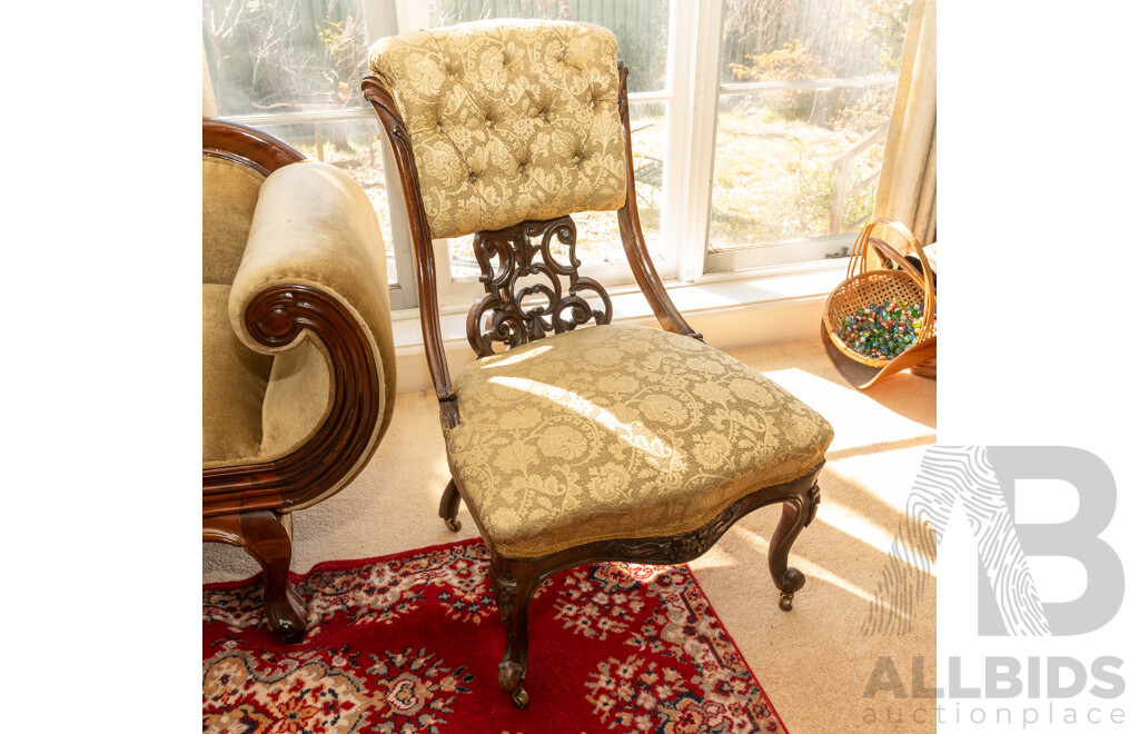 Early Victorian Walnut Pierced Back Parlour Chair