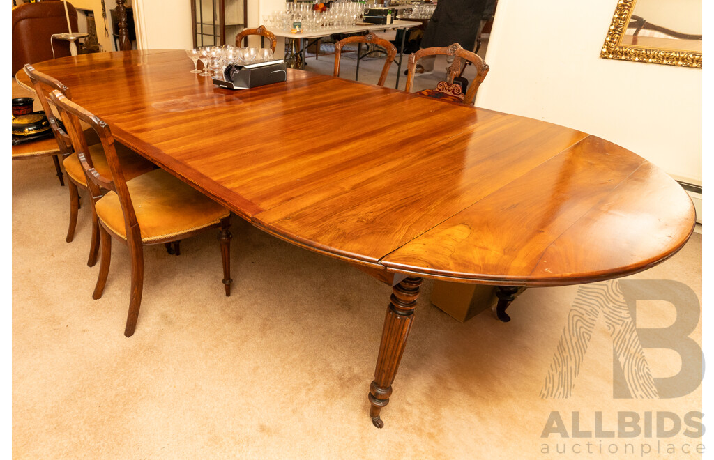 Large Victorian Mahogany Banquet Table with Four Leaves