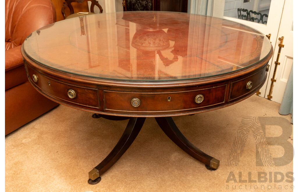 Queen Anne Single Pedestal Glass Topped Rent/Drum Table