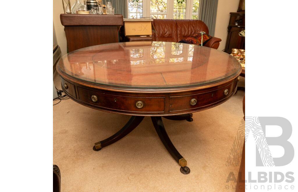 Queen Anne Single Pedestal Glass Topped Rent/Drum Table