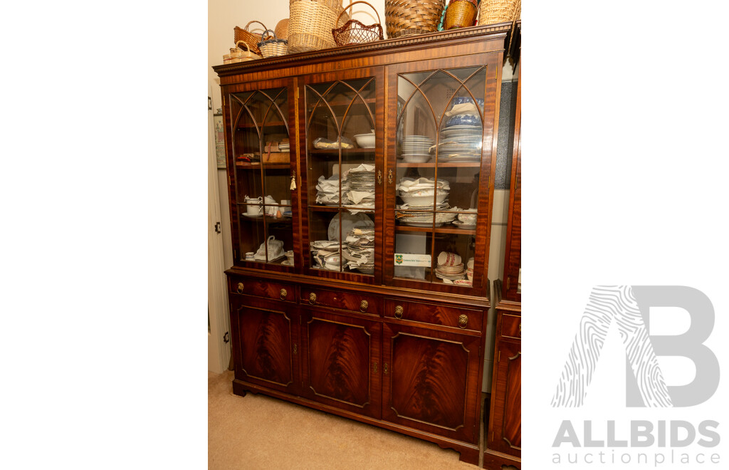 Georgian Style Bookcase on Cabinet Base