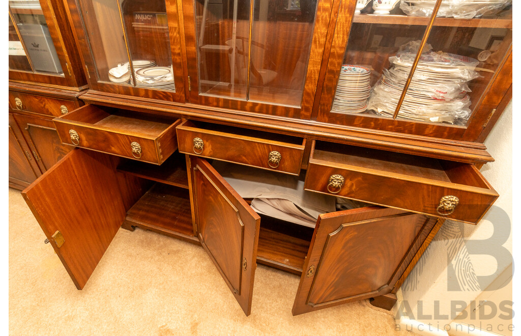 Georgian Style Bookcase on Cabinet Base