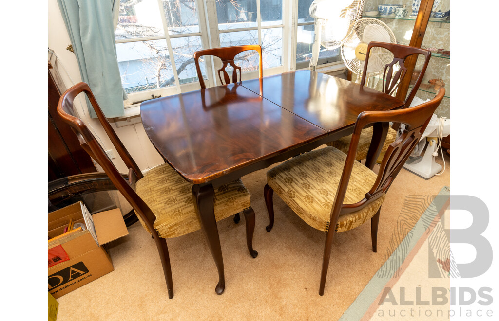 Late Edwardian Mahogany Five Piece Dining Suite