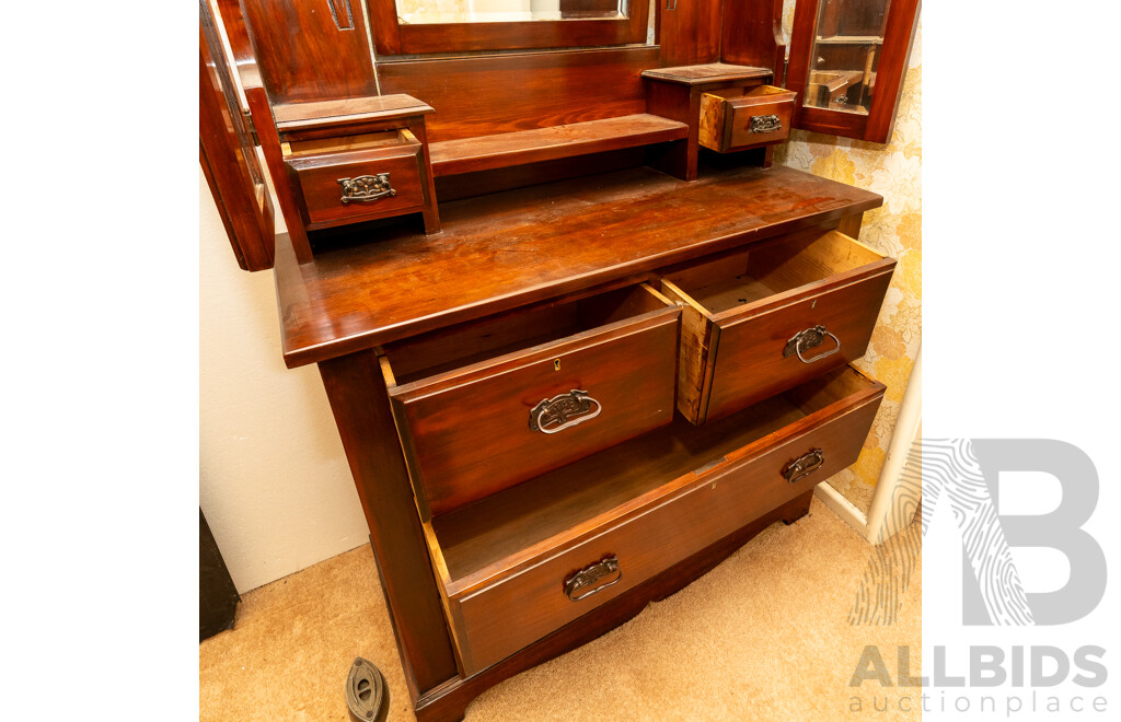 Late Edwardian Pine Mirrored Back Dressing Chest