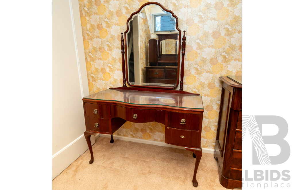Queen Anne Style Serpentine Front Mirrored Back Dresser