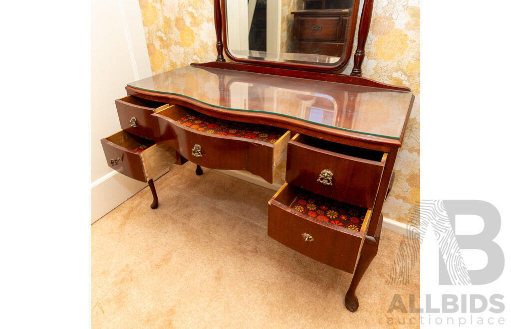 Queen Anne Style Serpentine Front Mirrored Back Dresser