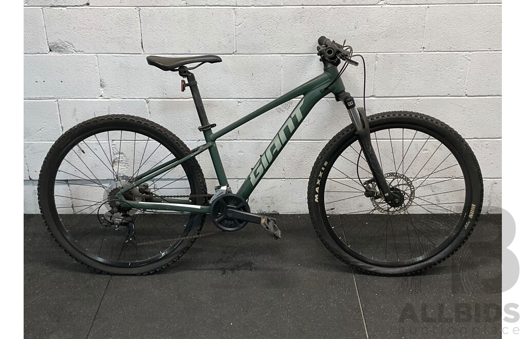 GIANT XS 27.5'' Talon Mountain Bike - Green