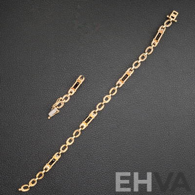 SCRAP or REPAIR - 9ct Dark Sapphire & Diamond Set Bracelet, TDW 0.10ct, 19cm, 7.27 Grams