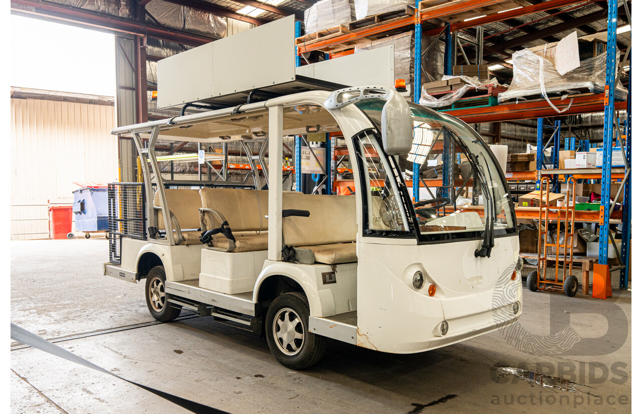 10/2013 EMC EG6118KA03 11 Person Electric Golf Cart Sightseeing Bus