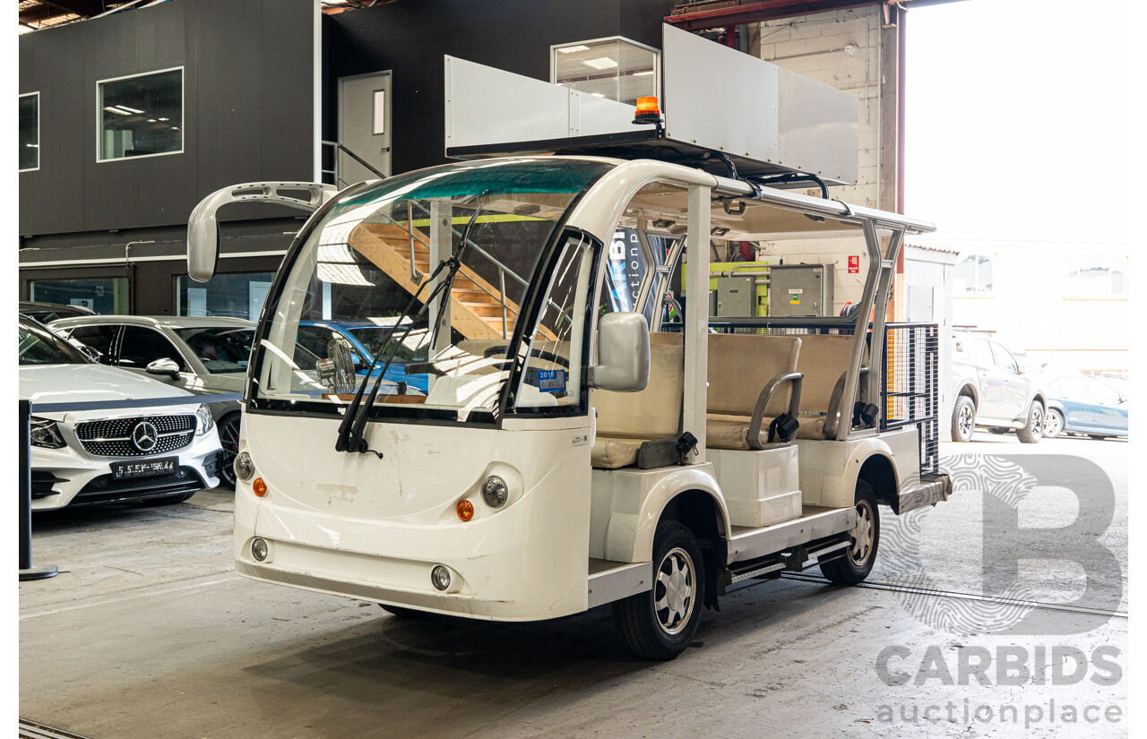 10/2013 EMC EG6118KA03 11 Person Electric Golf Cart Sightseeing Bus