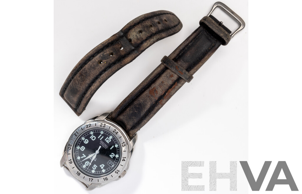 Seiko Sports Automatic WR 50 17 Jewels Vintage Watch, 7002-8059