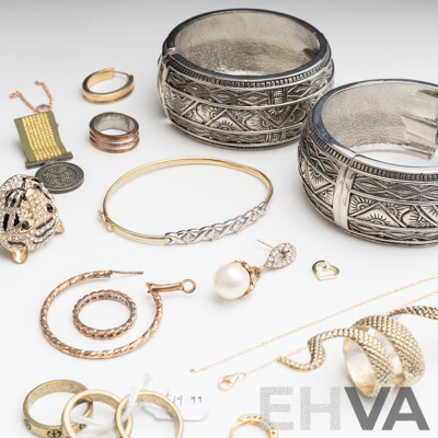 Collection of Gold/silver Tone Jewellery Items Including 1/20 9ct Hallmarked Bangle with Cz Gemstones