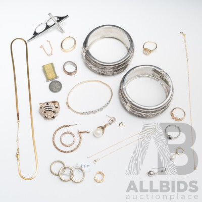 Collection of Gold/silver Tone Jewellery Items Including 1/20 9ct Hallmarked Bangle with Cz Gemstones