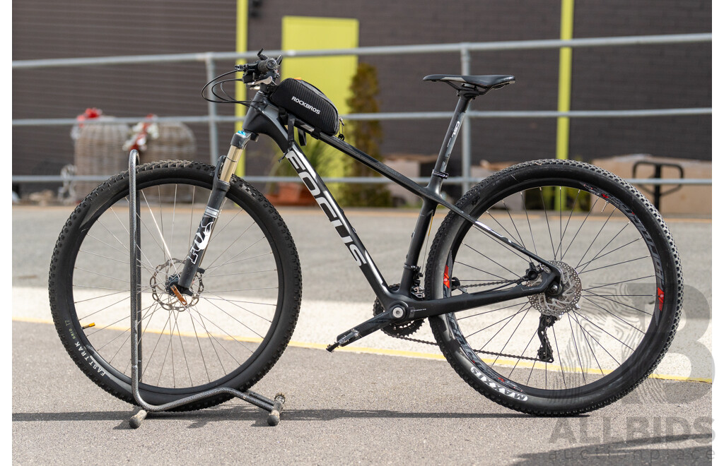 Focus Raven 18 Speed Mountain Bike