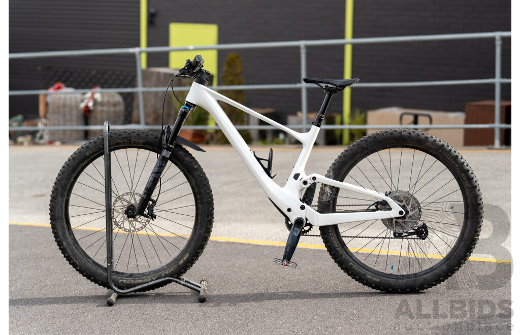 Scott Spark 820 18 Speed Mountain Bike