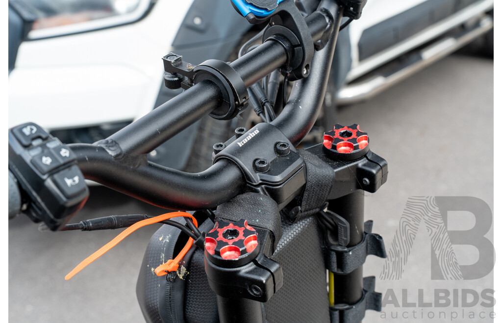 Kaabo Wolf Warrior Electric Scooter