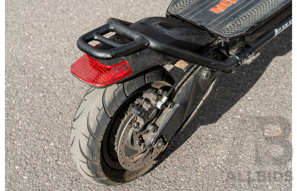 Kaabo Wolf Warrior Electric Scooter