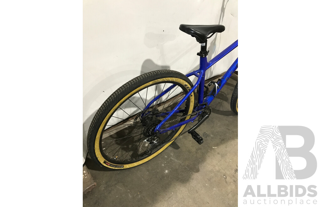Pedal 9 Speed Mountain Bike