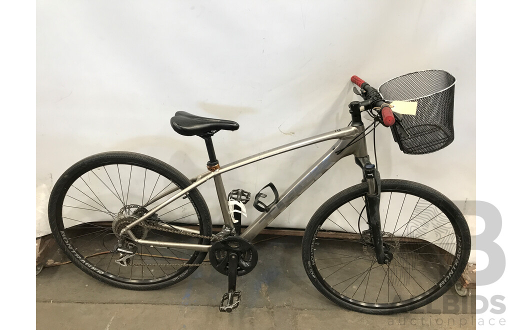 Trek Dual Sport 24 Speed Hybrid Bike