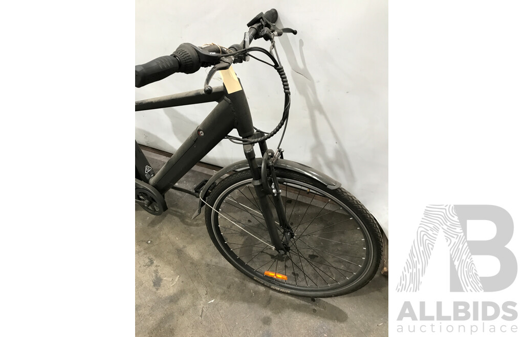 Estate City 7 Speed Electric Bike