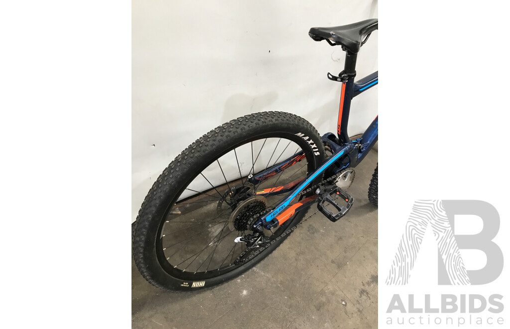 GT Helion Mountain Bike