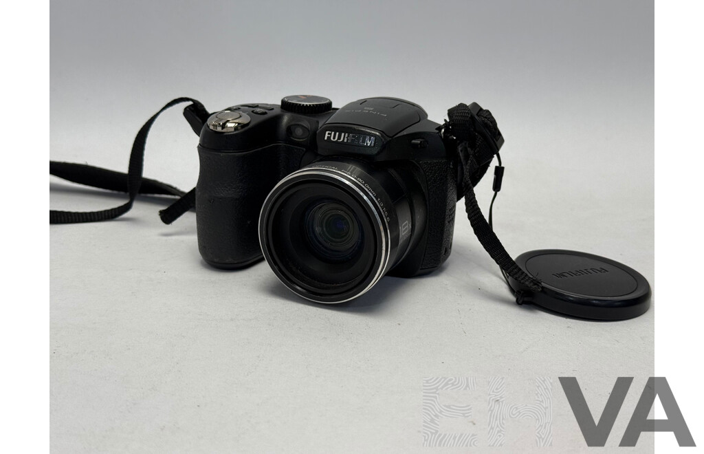 Fuji Film Fine Pix S Digital Camera