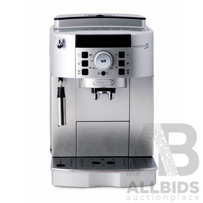 DèLonghi Magnifica S Automatic Coffee Machine - Brand New RRP $1299