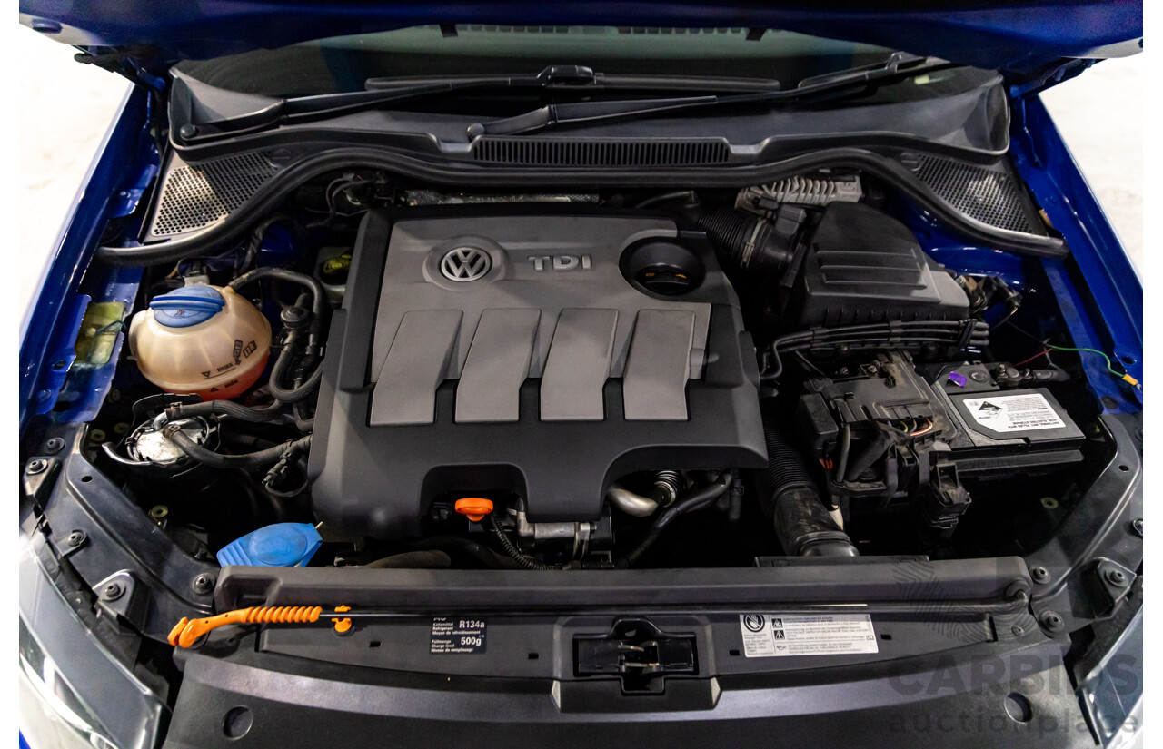 11/2010 Volkswagen Polo 66 TDI Comfortline 6R 5d Hatchback Ocean Blue Metallic Turbo Diesel 1.6L