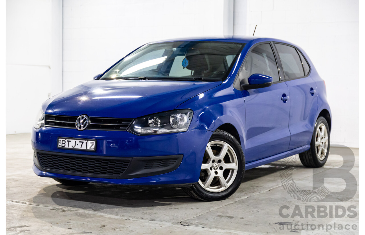 11/2010 Volkswagen Polo 66 TDI Comfortline 6R 5d Hatchback Ocean Blue Metallic Turbo Diesel 1.6L