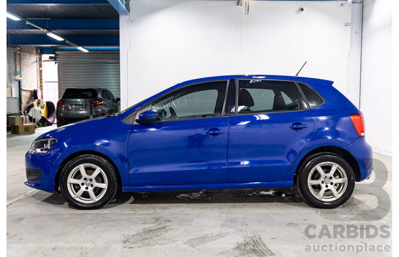 11/2010 Volkswagen Polo 66 TDI Comfortline 6R 5d Hatchback Ocean Blue Metallic Turbo Diesel 1.6L
